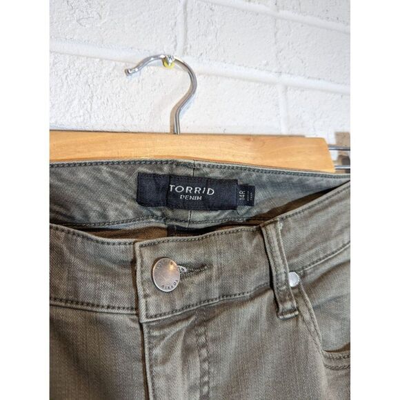 Torrid Jeans Women Sz 14R Gray Green Denim Mid Rise Slim Fit Pants - Picture 3 of 5